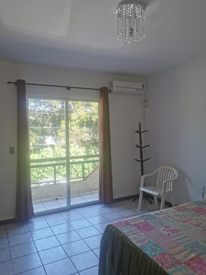 Terual Residens Apartment บอมบินญัส ภายนอก รูปภาพ